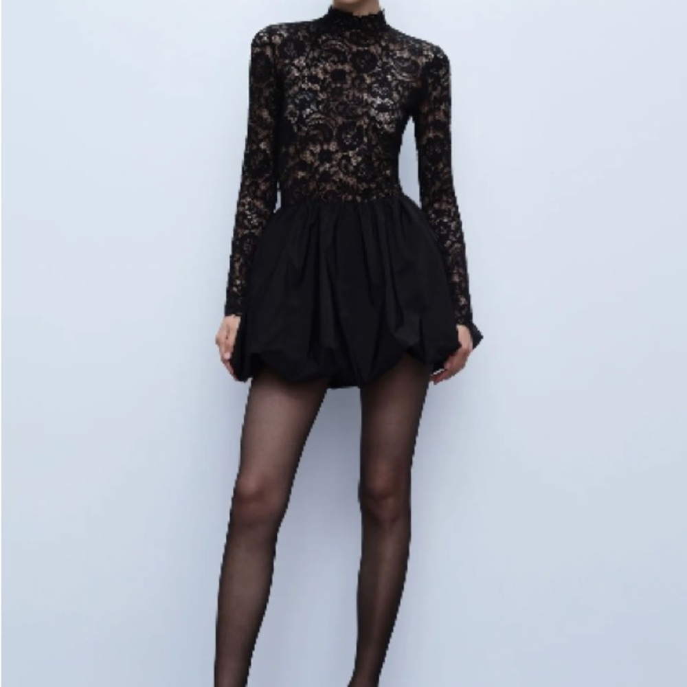 Elegant puff Black Lace Dress - Italian